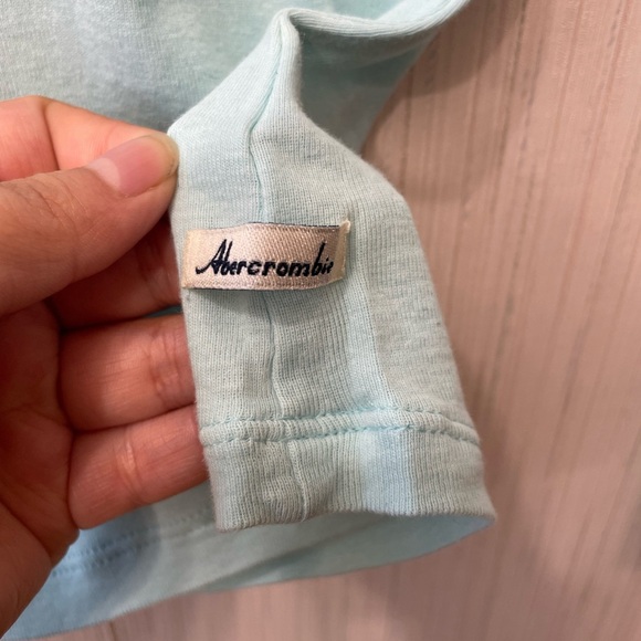 Y2K Abercrombie & Fitch Scoop Neck Light Blue Long Sleeve Top Soft Cotton Tee M - Picture 3 of 6